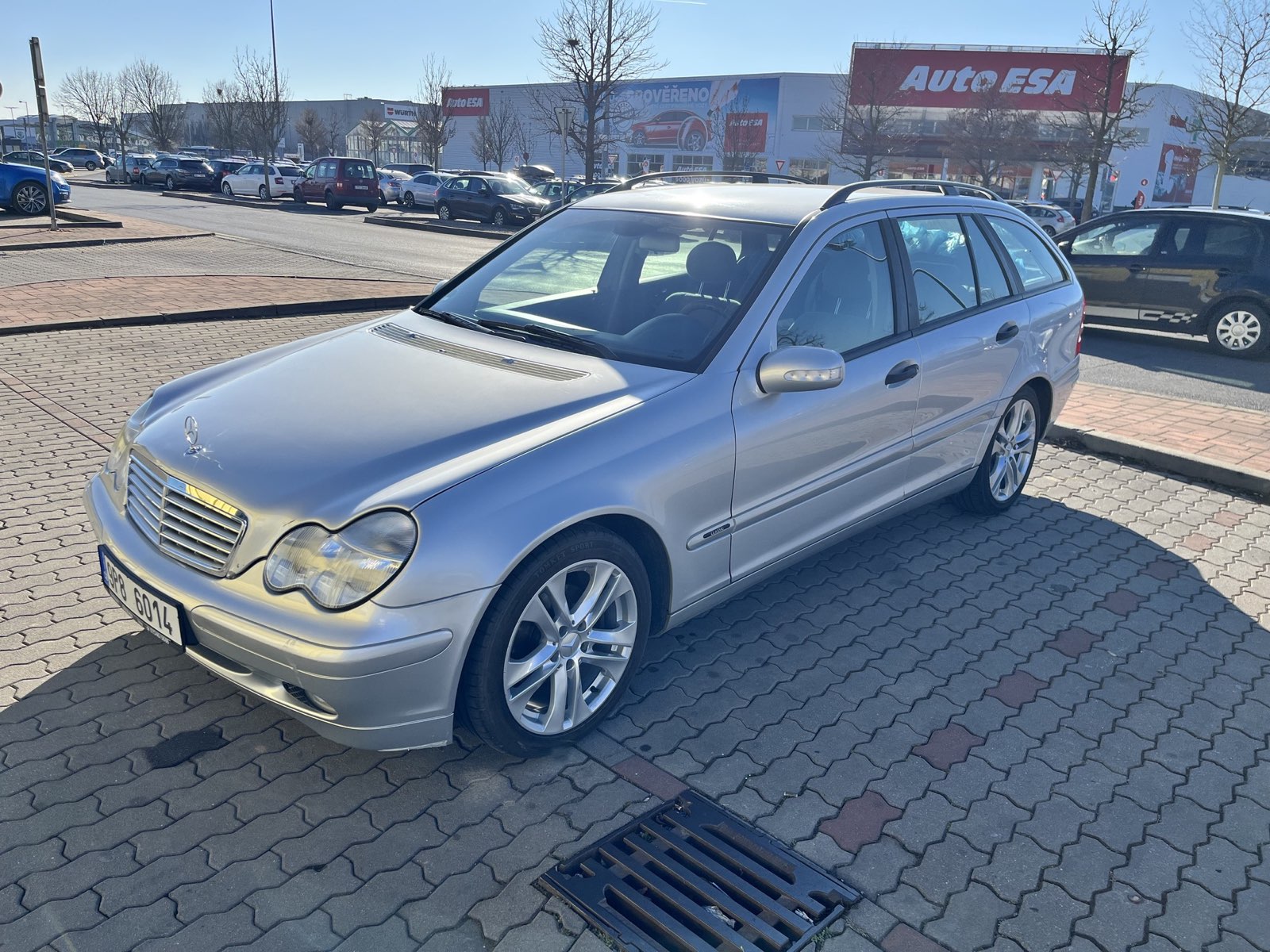 Mercedes-Benz W203